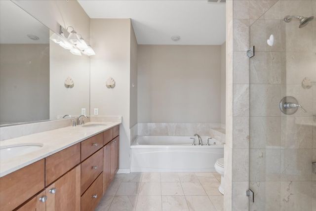 12 Park Avenue, River Forest, IL 60305