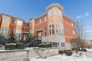 12 Park Avenue, River Forest, IL 60305