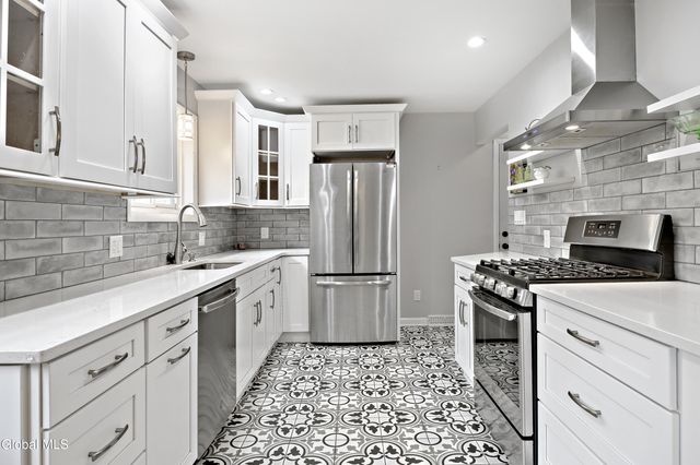 1141 Morningside Avenue, Schenectady, NY 12309