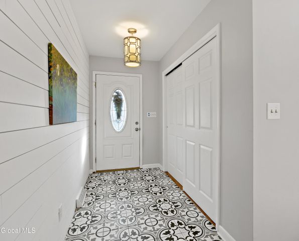 1141 Morningside Avenue, Schenectady, NY 12309