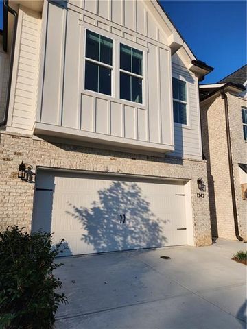 1242 Winterhaven Drive, Cumming, GA 30041