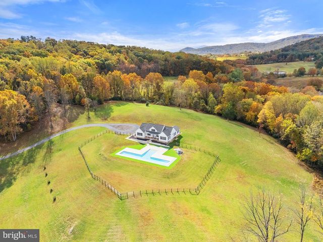 4050 CARRINGTON, Delaplane, VA 20144