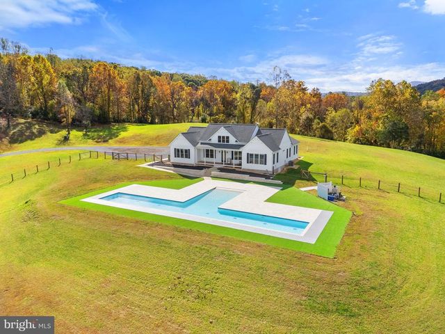 4050 CARRINGTON, Delaplane, VA 20144