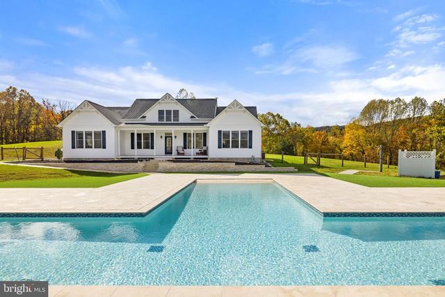 4050 CARRINGTON, Delaplane, VA 20144