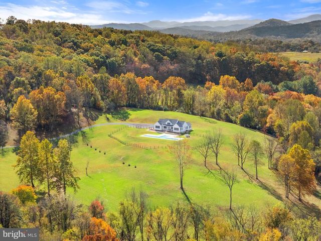 4050 CARRINGTON, Delaplane, VA 20144
