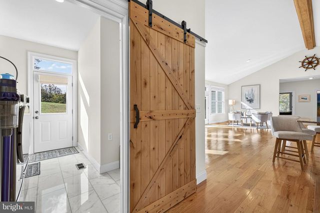 4050 CARRINGTON, Delaplane, VA 20144