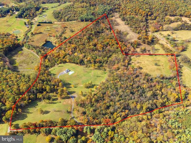 4050 CARRINGTON, Delaplane, VA 20144