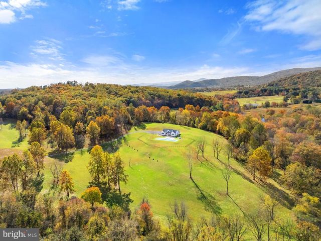 4050 CARRINGTON, Delaplane, VA 20144