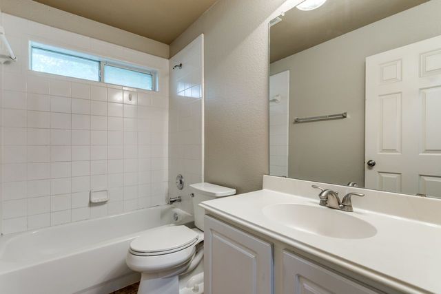 15858 Durango Drive, Frisco, TX 75035