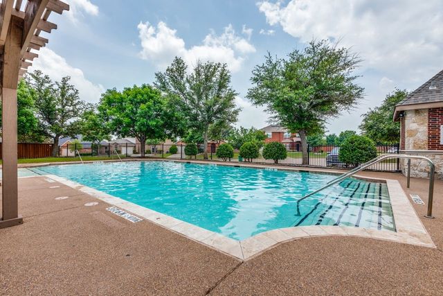 15858 Durango Drive, Frisco, TX 75035