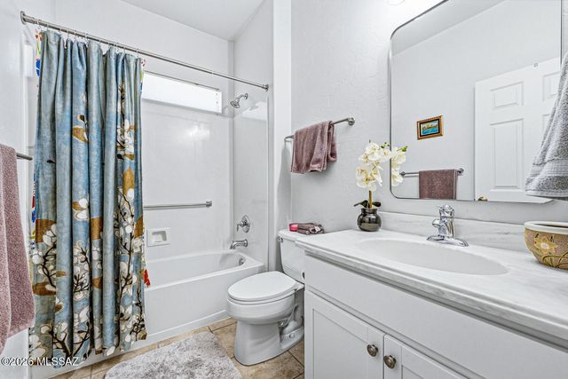 528 W Calle Sedillo, Sahuarita, AZ 85629