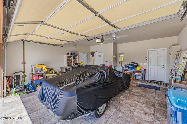 528 W Calle Sedillo, Sahuarita, AZ 85629