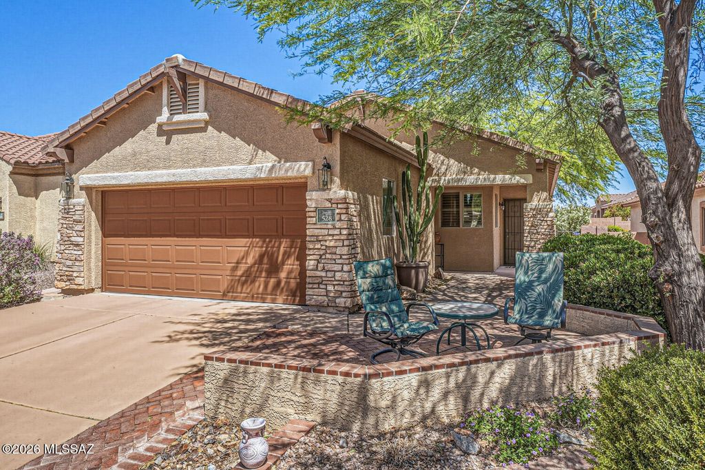 528 W Calle Sedillo, Sahuarita, AZ 85629