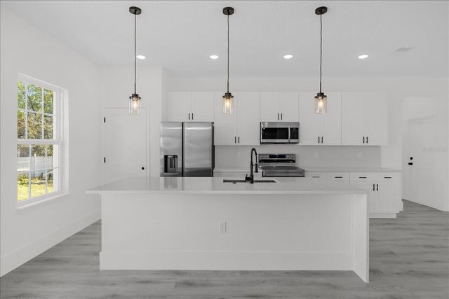 14889 SW 24TH CIRCLE, Ocala, FL 34473