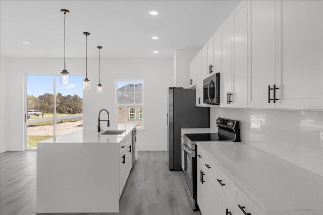 14889 SW 24TH CIRCLE, Ocala, FL 34473