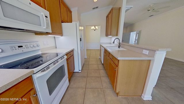 8986 TROPICAL BEND Circle, Jacksonville, FL 32256