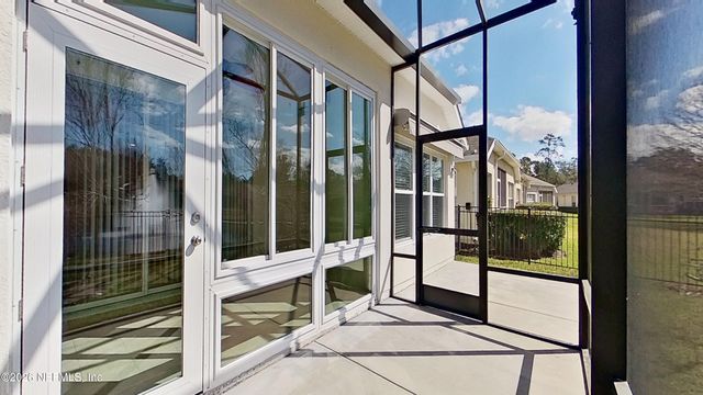 8986 TROPICAL BEND Circle, Jacksonville, FL 32256