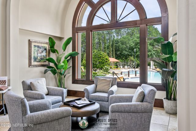 8986 TROPICAL BEND Circle, Jacksonville, FL 32256