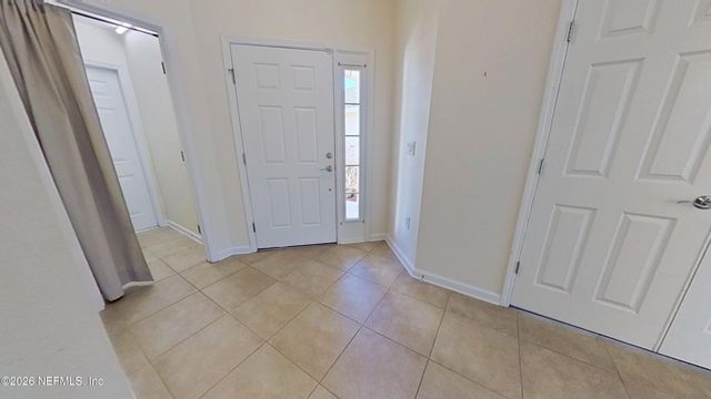 8986 TROPICAL BEND Circle, Jacksonville, FL 32256