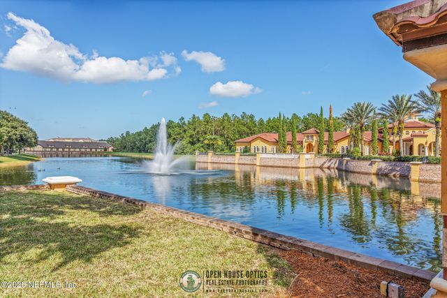 8986 TROPICAL BEND Circle, Jacksonville, FL 32256