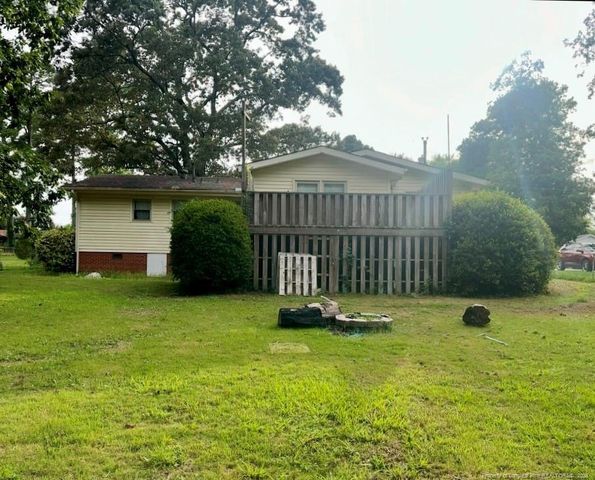 877 Stoneykirk Drive, Fayetteville, NC 28314