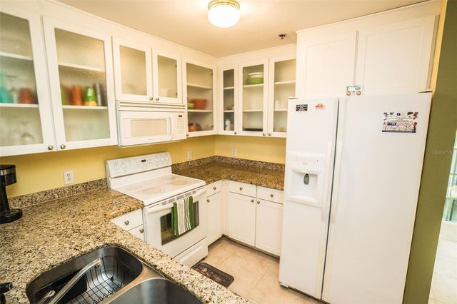 515 BAHIA BEACH BOULEVARD, Ruskin, FL 33570