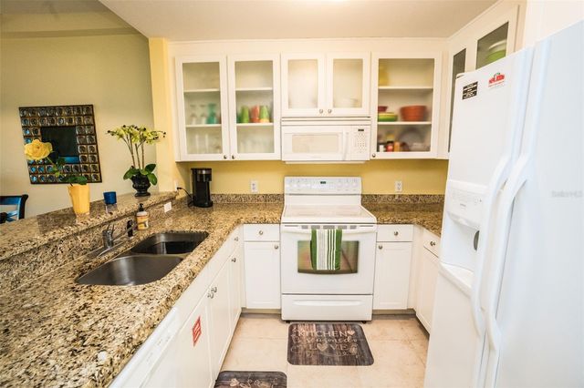 515 BAHIA BEACH BOULEVARD, Ruskin, FL 33570