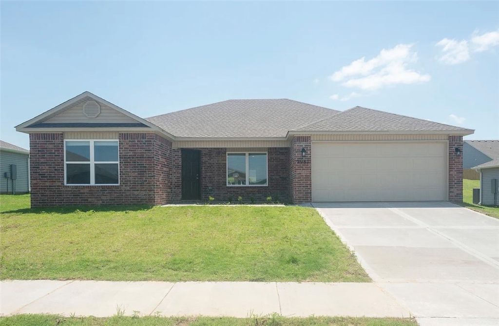 2987 W Mclaren Drive, Fayetteville, AR 72704