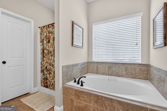 4363 Highland Gate Parkway, Gainesville, GA 30506