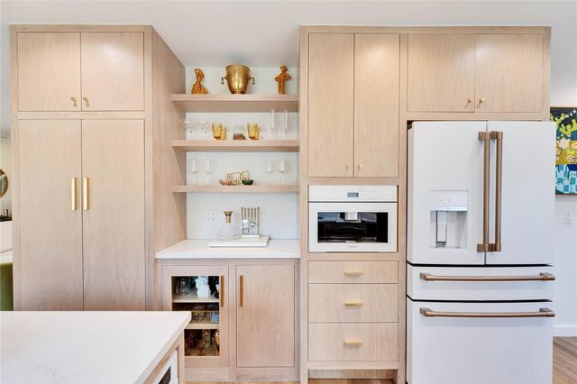 2108 Wooten DR, Austin, TX 78757