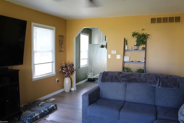 7938 River Road, Cottrellville Twp, MI 48039