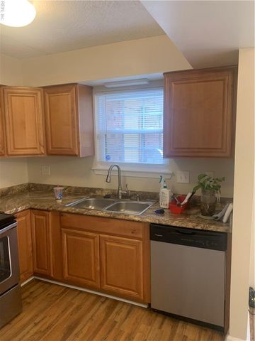 14579 Old Courthouse Way Unit F, Newport News, VA 23608