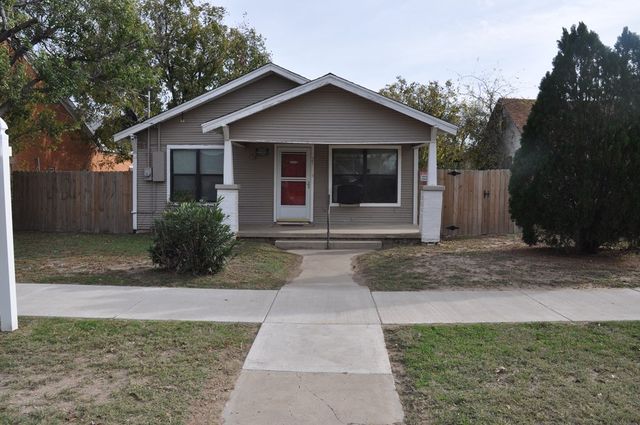 27 E 19th St, San Angelo, TX 76903