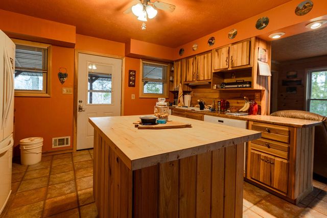 312 Bobcat Lane, Salt Lick, KY 40371