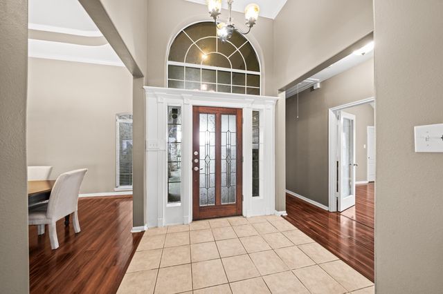 937 Mystic Village Lane, Seabrook, TX 77586