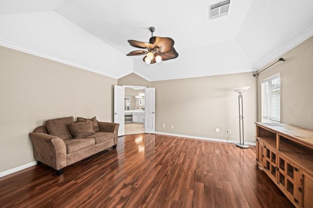 937 Mystic Village Lane, Seabrook, TX 77586