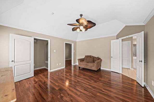 937 Mystic Village Lane, Seabrook, TX 77586