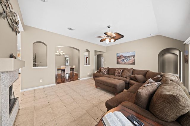 937 Mystic Village Lane, Seabrook, TX 77586