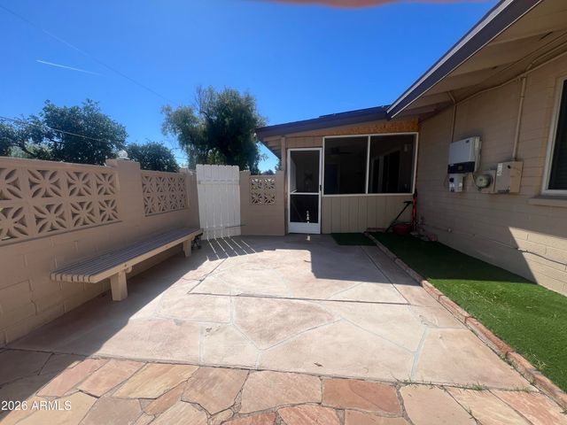 10013 W LAKEVIEW Circle N, Sun City, AZ 85351