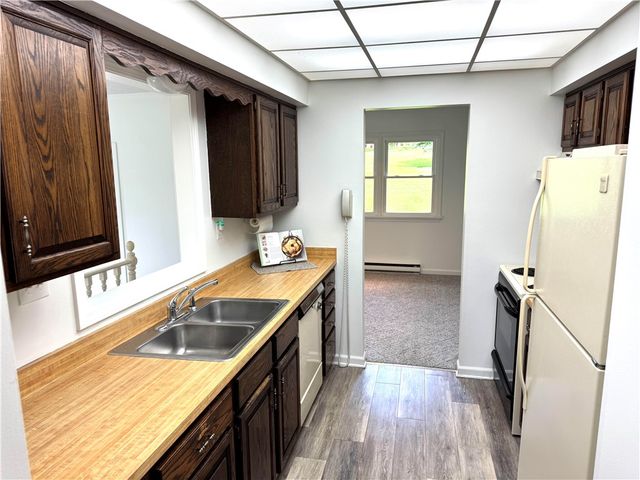 23 Brandywine Lane, Perinton, NY 14450