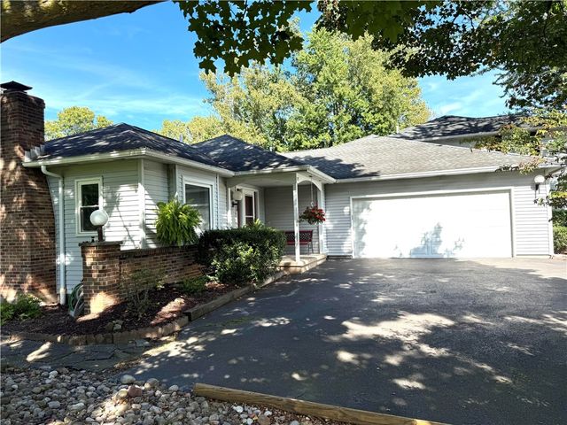 23 Brandywine Lane, Perinton, NY 14450