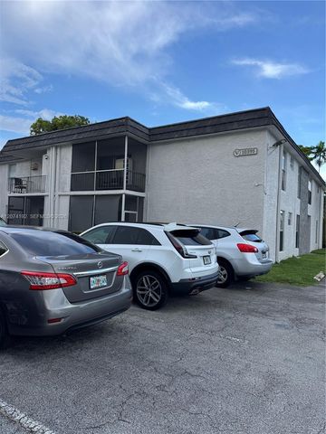10395 N Kendall Drive V1, Miami, FL 33176