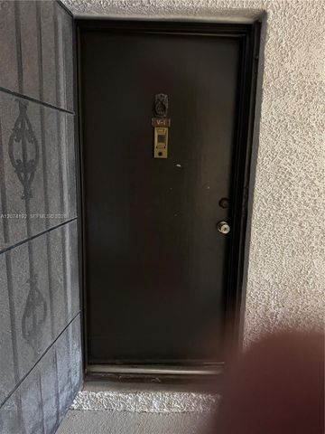 10395 N Kendall Drive V1, Miami, FL 33176