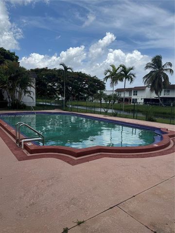 10395 N Kendall Drive V1, Miami, FL 33176