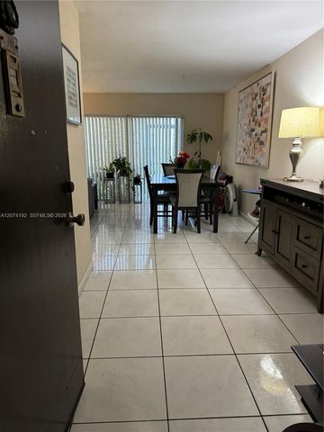 10395 N Kendall Drive V1, Miami, FL 33176