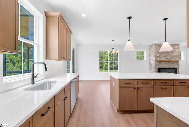 21 Burns Road, Travelers Rest, SC 29690