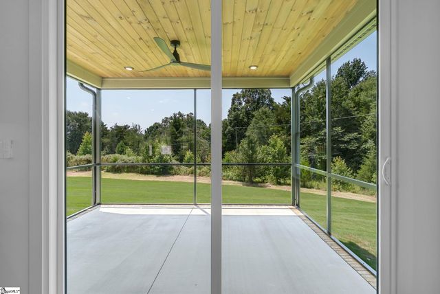 21 Burns Road, Travelers Rest, SC 29690