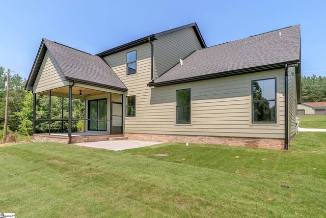 21 Burns Road, Travelers Rest, SC 29690