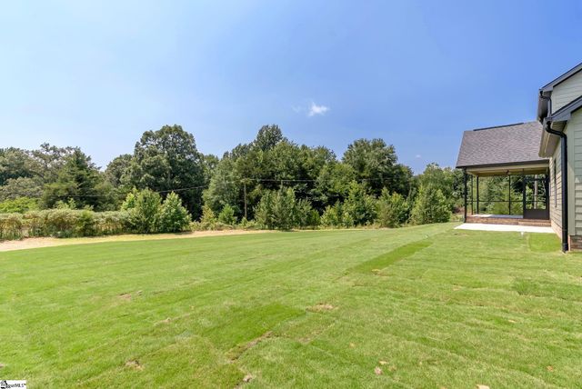 21 Burns Road, Travelers Rest, SC 29690