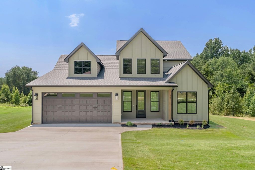 21 Burns Road, Travelers Rest, SC 29690